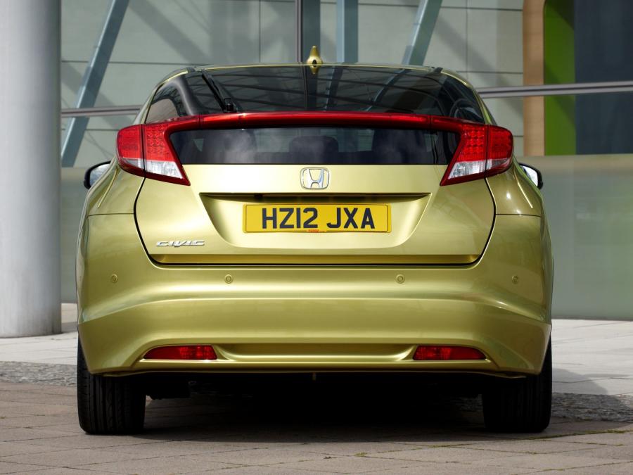  Honda Civic 2012 года  (UK) (фото 17 из 30)